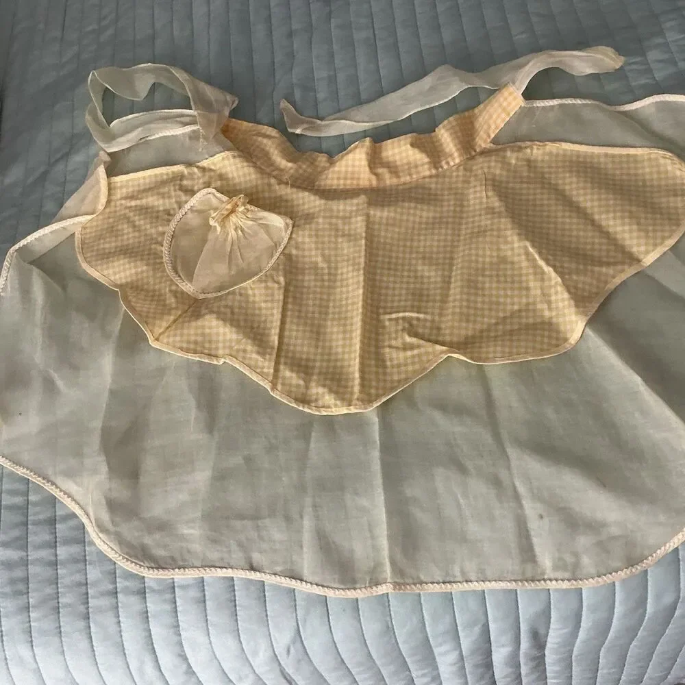 Vintage Yellow Gingham Apron w/ Matching Drawstring Pouch Handmade Cottagecore
